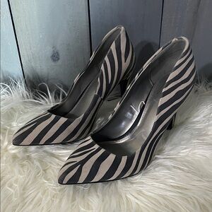 Worthington Black and Tan Zebra Heels